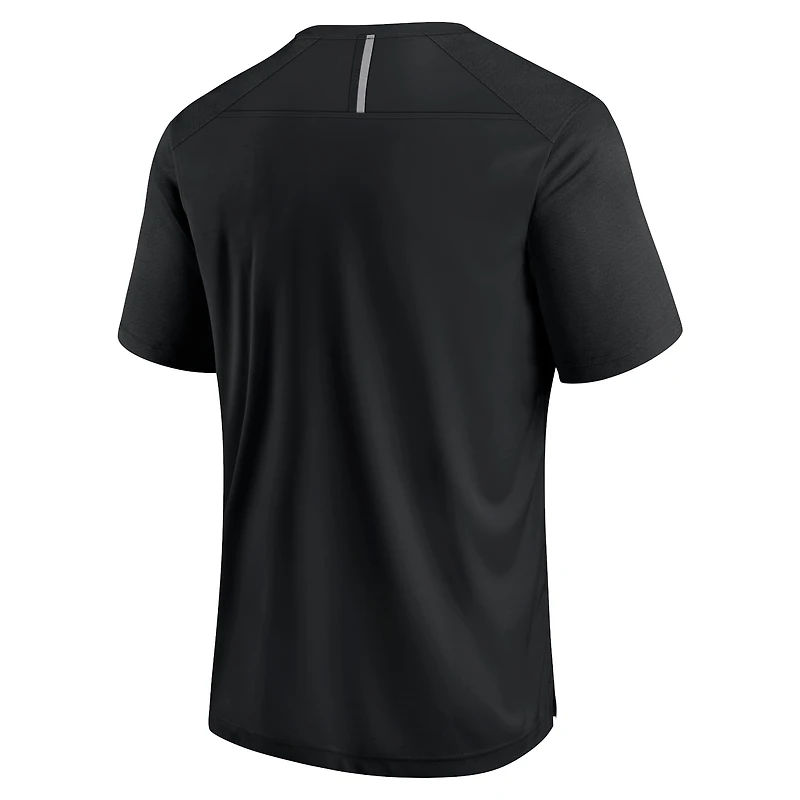 Men's Fanatics Black Colorado Buffaloes Defender Fade Slant T-Shirt