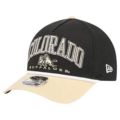 Casquette ajustable 9FORTY A-Frame M-Crown pour homme, modèle New Era noir/or, Colorado Buffaloes Arch, corde bicolore