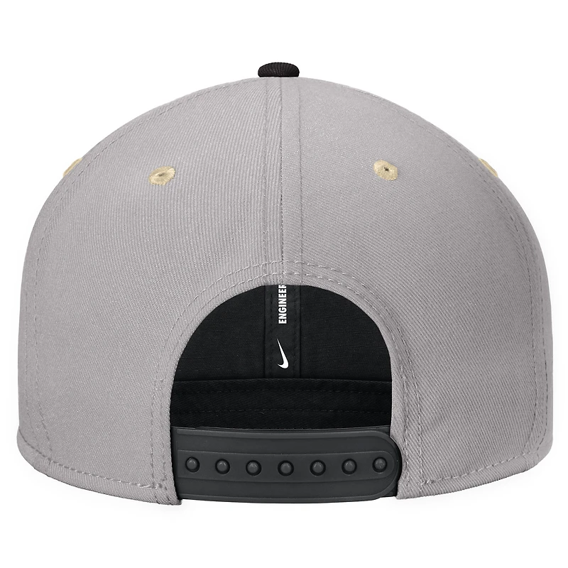 Men's Nike Black Colorado Buffaloes Vintage Patch Snapback Hat