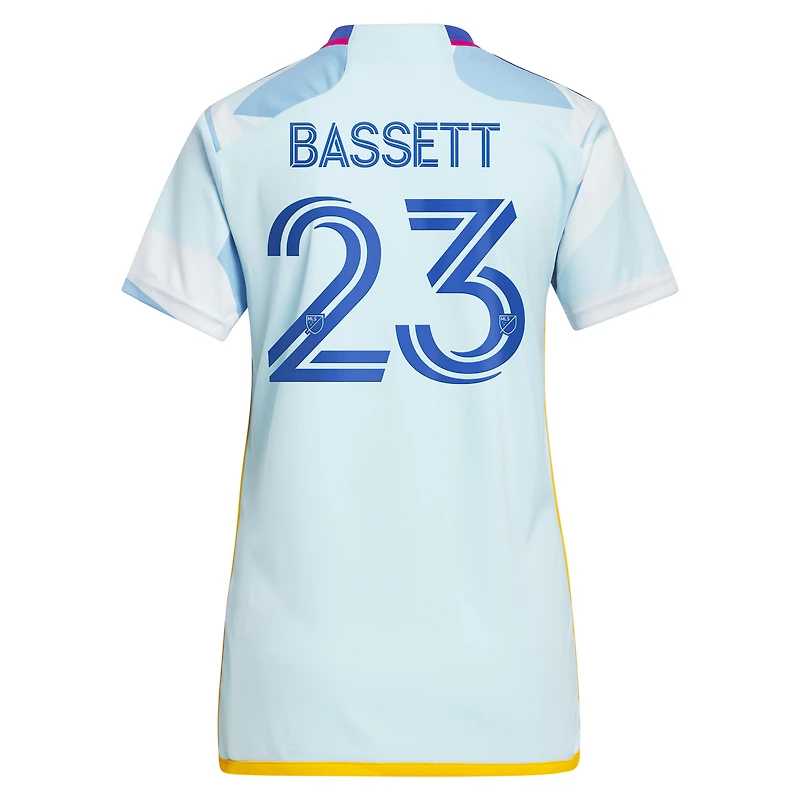 Maillot adidas Cole Bassett pour femme bleu clair Colorado Rapids 2023 New Day Kit Replica
