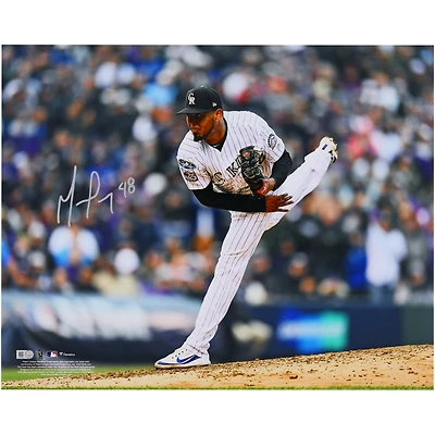 Photo de lanceur autographiée de German Marquez, Colorado Rockies, 16" x 20".