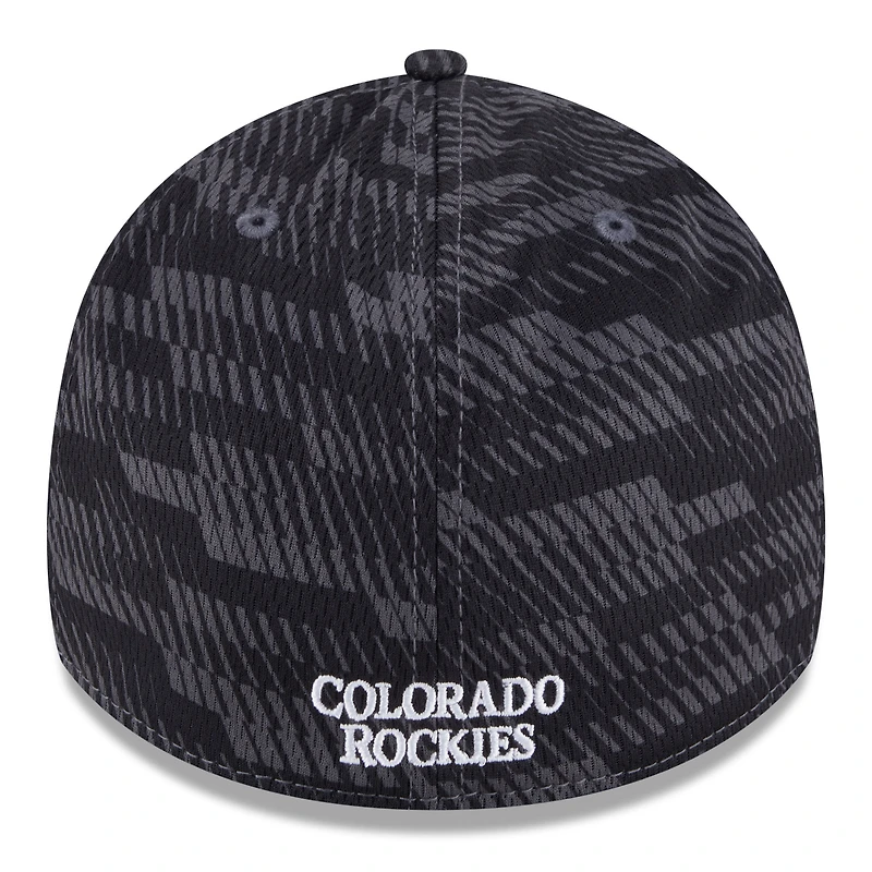 Men's New Era Black Colorado Rockies 2025 MLB Clubhouse 39THIRTY Flex Hat