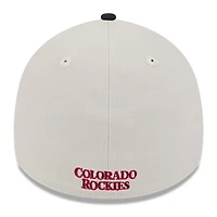 Men's New Era  Khaki/Black Colorado Rockies 2024 Fourth of July 39THIRTY Flex Hat