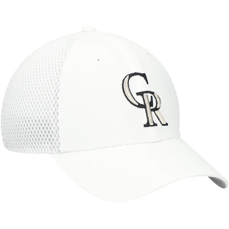 Casquette flexible REPREVE Neo 39THIRTY des Colorado Rockies New Era pour hommes, blanche