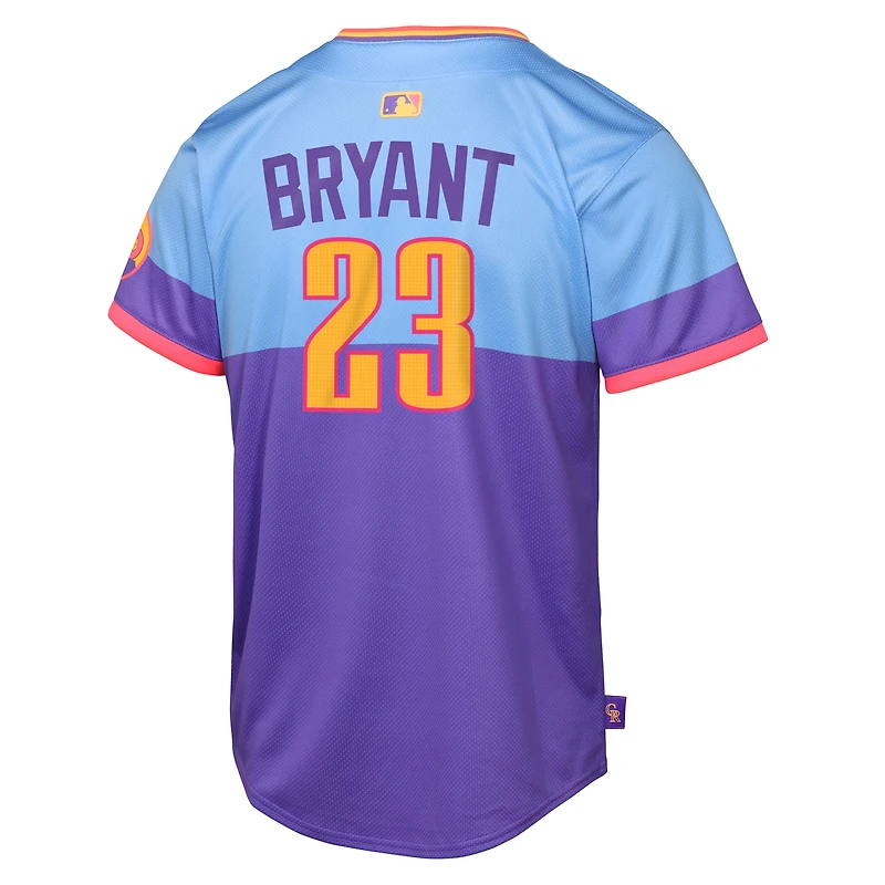 Maillot Nike Kris Bryant violet/bleu clair pour jeune joueur des Colorado Rockies 2025 City Connect Limited