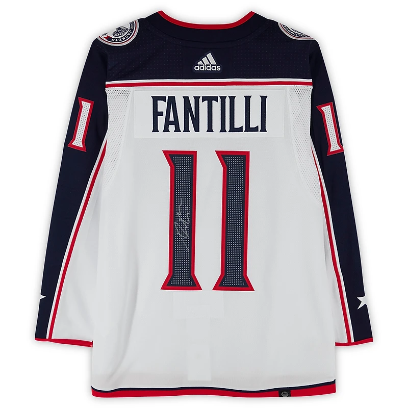Maillot adidas authentique blanc autographié par Adam Fantilli des Columbus Blue Jackets