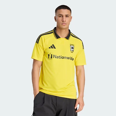 Maillot réplique adidas Columbus Crew jaune pour homme, édition 2026 « Conçu l'excellence ».