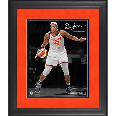Photographie encadrée de Brionna Jones Connecticut Sun Fac-similé Signature 11" x 14 " Spotlight
