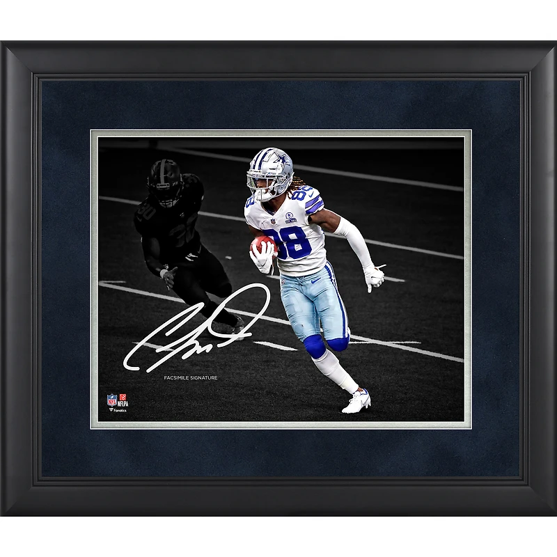 Photographie encadrée de 11"x 14" de CeeDee Lamb des Cowboys de Dallas - Signature en fac-similé