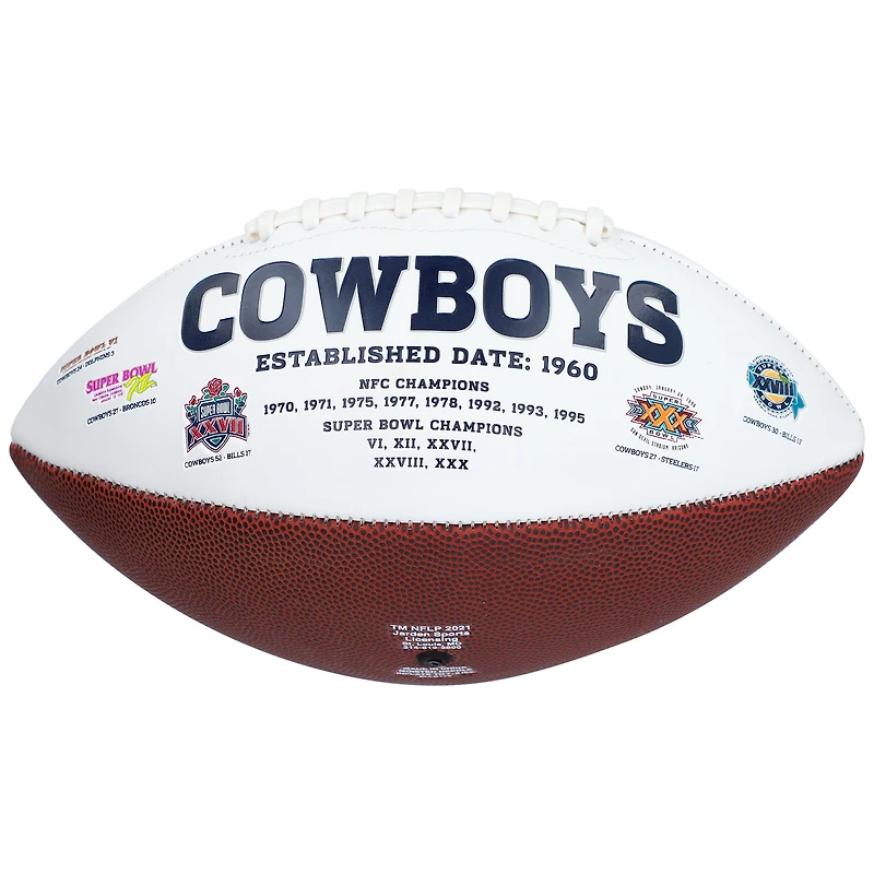 Ballon de football blanc dédicacé par CeeDee Lamb des Cowboys de Dallas avec inscription « Americas Team »