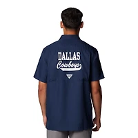 Men's Columbia Navy Dallas Cowboys Slack Tide™ Omni-Shade Button-Up Camp Shirt