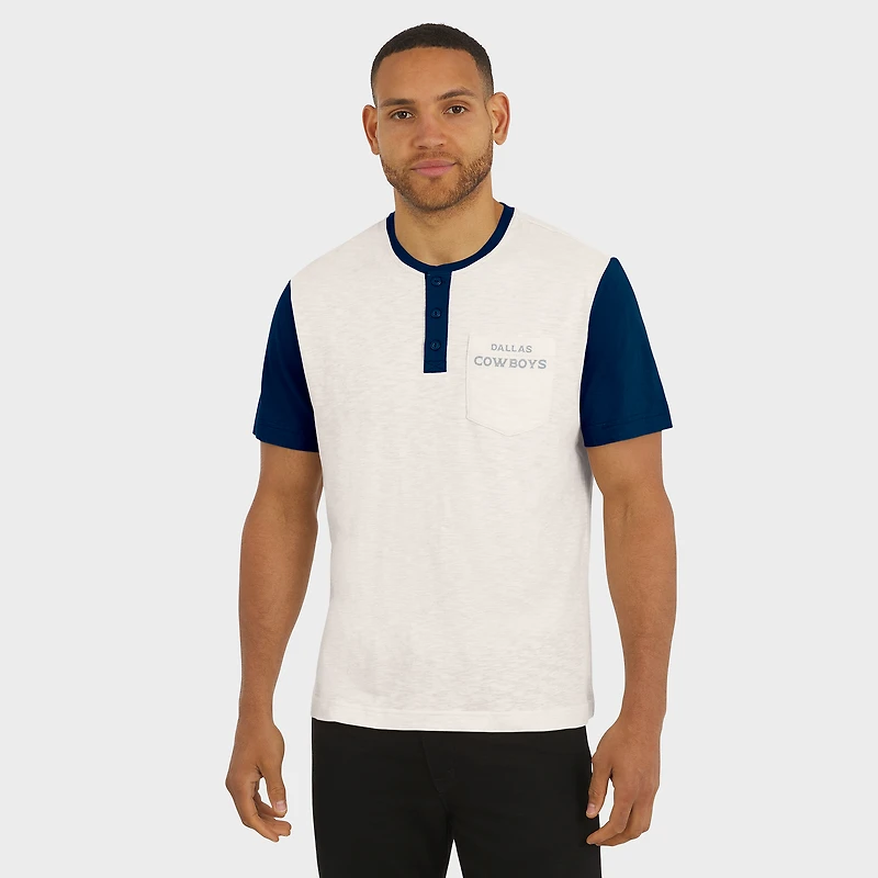 T-shirt à poche crème Darius Rucker Collection by Fanatics pour homme, motif Henley colorblock des Cowboys de Dallas, avec flammée
