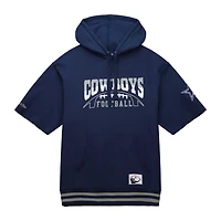Sweat à capuche manches courtes d'avant-match des Dallas Cowboys Mitchell & Ness pour hommes bleu marine