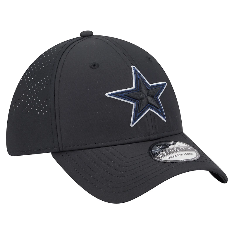 Men's New Era  Black Dallas Cowboys 39THIRTY Flex Hat