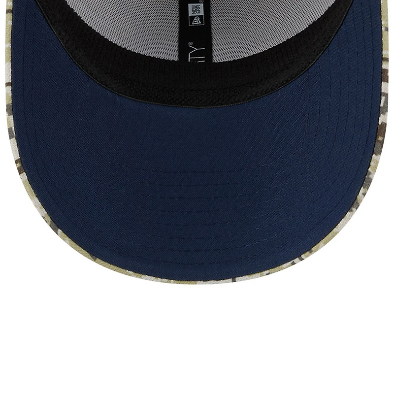 Casquette flexible New Era camouflage Dallas Cowboys 2023 Salute To Service 39THIRTY pour hommes