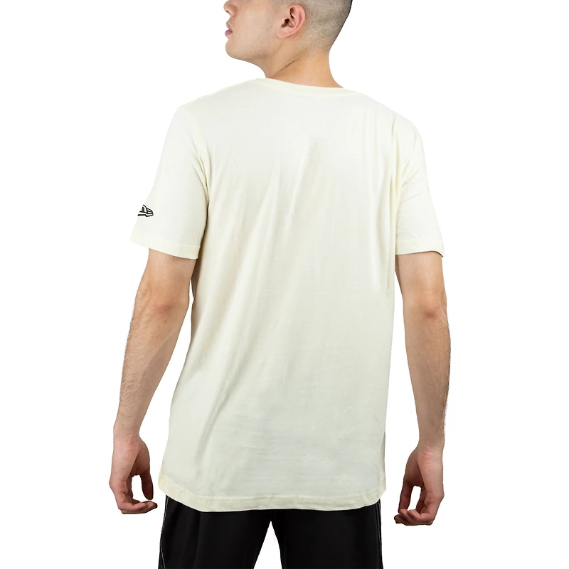 T-shirt New Era crème pour homme Dallas Cowboys Chrome