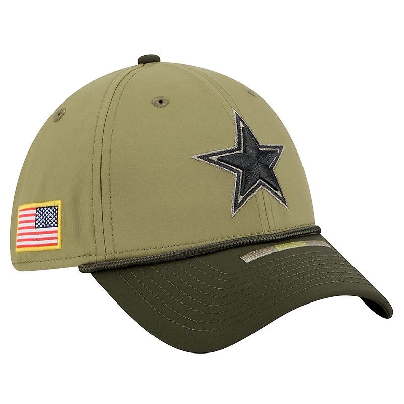 Casquette 39THIRTY Flex verte New Era Dallas Cowboys 2025 Salute to Service pour homme
