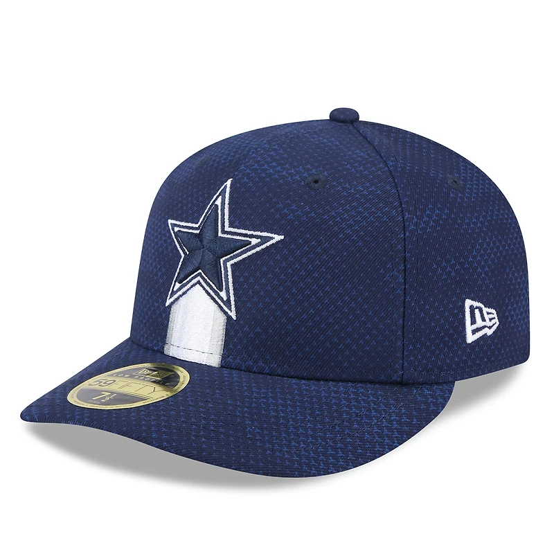 Casquette ajustée 59FIFTY New Era pour hommes des Dallas Cowboys 2024 Sideline Low Profile bleu marine