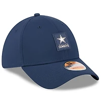 Men's New Era Navy Dallas Cowboys 2025 Sideline 39THIRTY Flex Hat