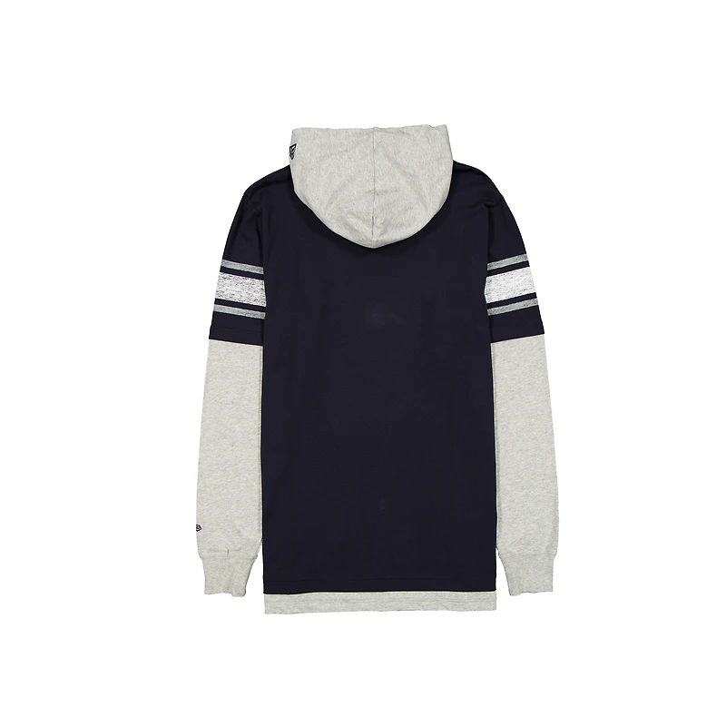 T-shirt à capuche manches longues et superpositions New Era bleu marine Dallas Cowboys Twofer pour homme