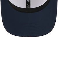Casquette ajustable 9SEVENTY New Era blanche/bleu marine pour homme, camp d'entraînement NFL 2025 des Cowboys de Dallas