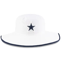Bob Panama New Era blanc pour homme, camp d'entraînement NFL 2025 des Cowboys de Dallas