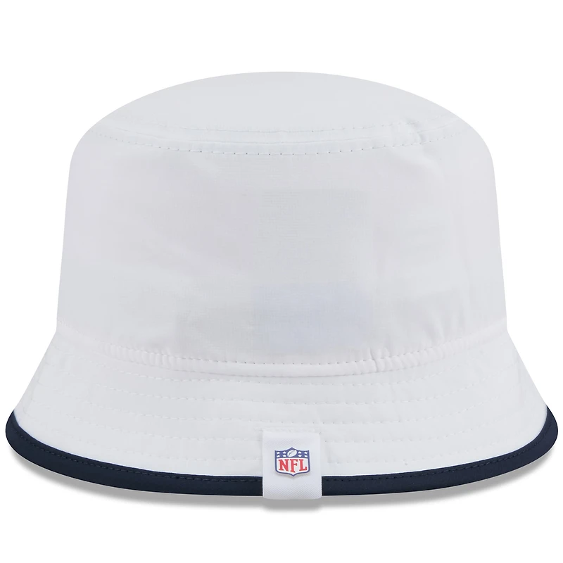 Bob New Era blanche extensible Dallas Cowboys 2025 NFL Training Camp pour homme