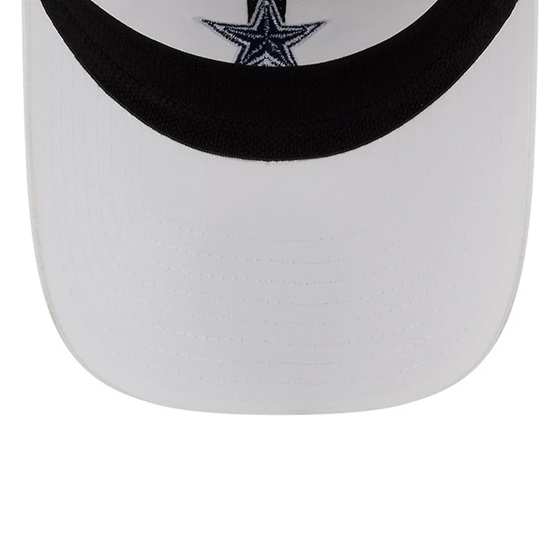 Casquette New Era blanche Dallas Cowboys pour homme, style classique décontracté et ajustable en tissu ripstop.