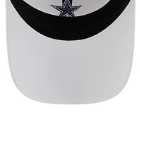 Casquette New Era blanche Dallas Cowboys pour homme, style classique décontracté et ajustable en tissu ripstop.