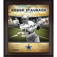 Profil de carrière du Temple de la renommée des Cowboys de Dallas de Roger Staubach, encadré 15" x 17"