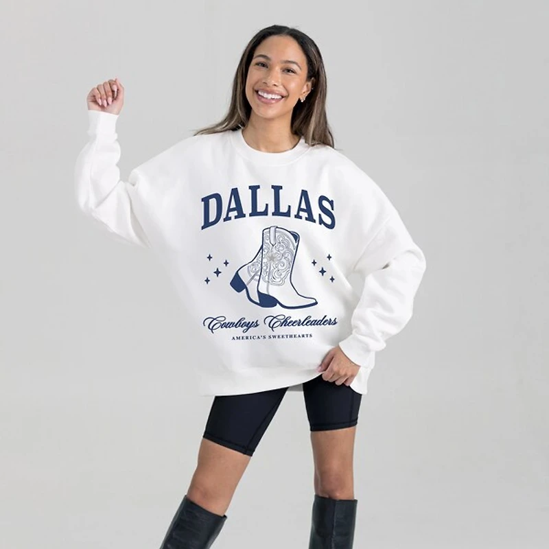 Bottes blanches de la collection cheerleading des Dallas Cowboys pour femmes, style Gameday Couture. Sweat-shirt polaire à col rond.