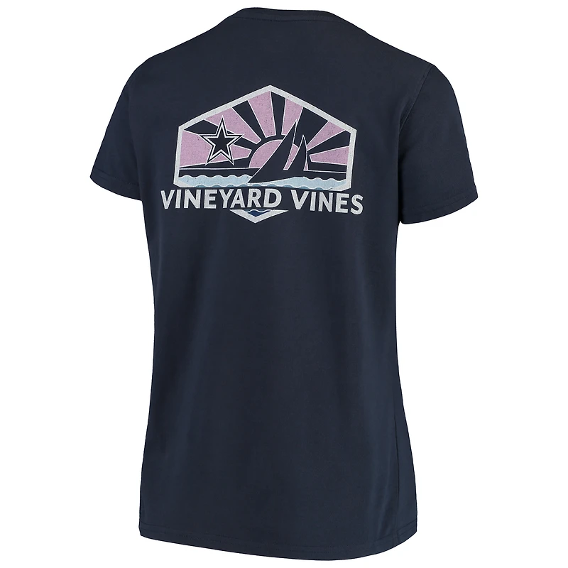T-shirt pour femme Vineyard Vines bleu marine Dallas Cowboys Sunset Sail