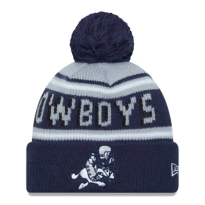 Bonnet en tricot à revers principal Gridiron Classics des Dallas Cowboys New Era gris/bleu marine avec pompon