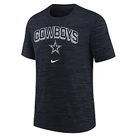 T-shirt Nike bleu marine pour jeune Dallas Cowboys Sideline Velocity Performance