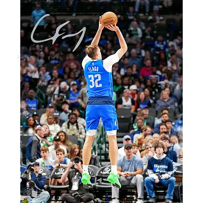 Photo de tir autographiée de Cooper Flagg (Dallas Mavericks) - 40 x 50 cm