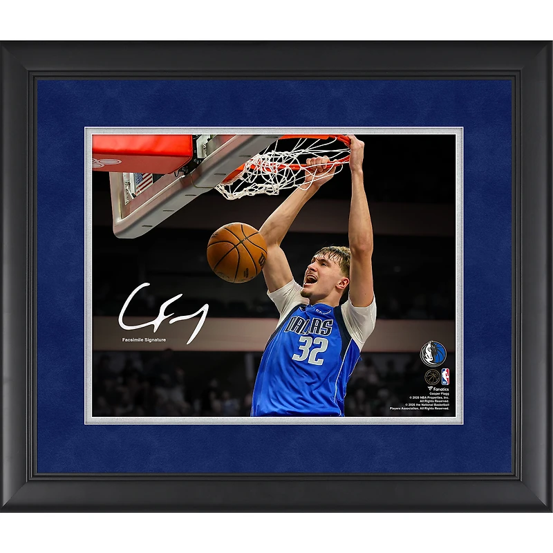 Photo encadrée avec la signature fac-similé de Cooper Flagg, joueur des Dallas Mavericks, format 11 x 14 pouces.