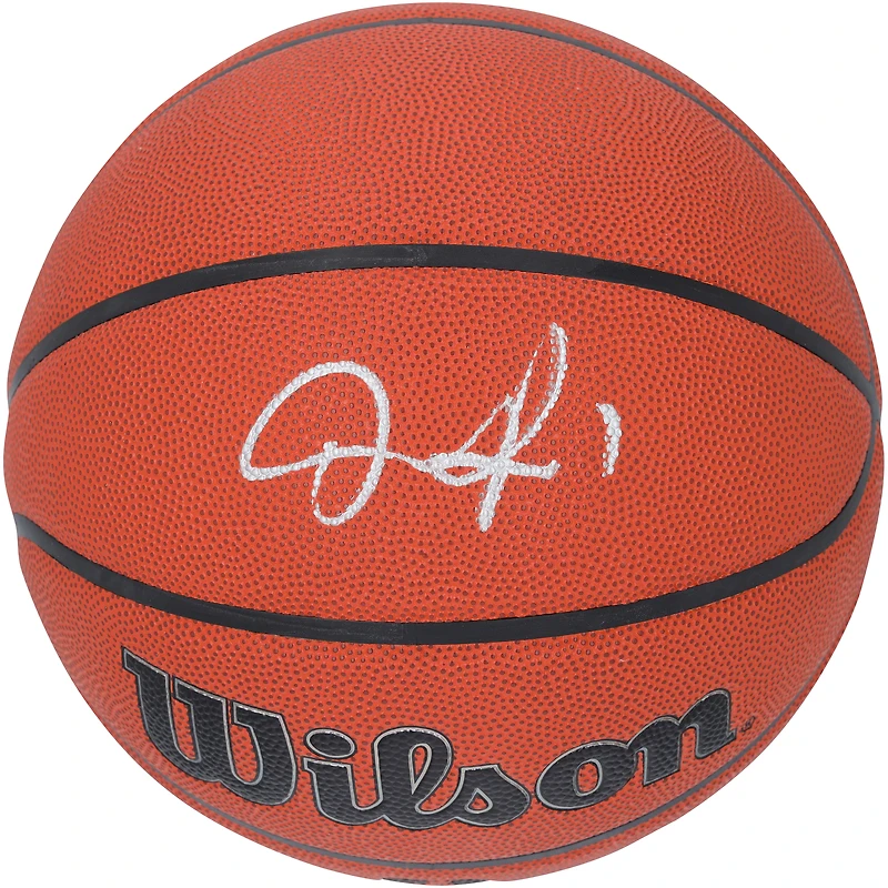 Ballon de basket-ball intérieur/extérieur Wilson Authentic Series autographié par D'Angelo Russell des Dallas Mavericks