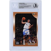 Carte de recrue authentifiée autographiée par Dirk Nowitzki Dallas Mavericks Topps #154 Beckett 1998-99 Fanatics