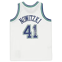 Dirk Nowitzki Dallas Mavericks Autographed White Nike 1998 Swingman Jersey