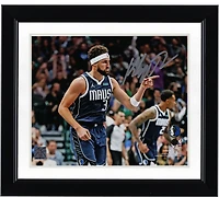 Photographie autographiée de 20 x 25 cm de Klay Thompson des Dallas Mavericks lors d'une célébration de la fusillade