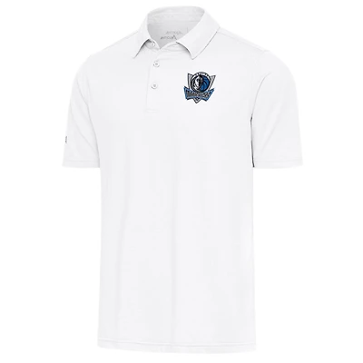 Polo Par Antigua blanc pour homme des Dallas Mavericks