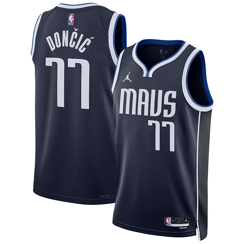 Maillot Jordan Brand Luka Doncic Navy Dallas Mavericks Swingman pour Homme - Statement Edition