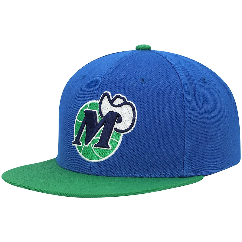 Casquette Snapback bleu/vert Dallas Mavericks Hardwood Classics Mitchell & Ness pour hommes