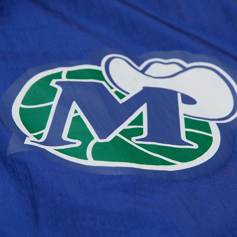 Veste coupe-vent à capuche entièrement zippée Mitchell & Ness bleue Dallas Mavericks Playmaker pour homme