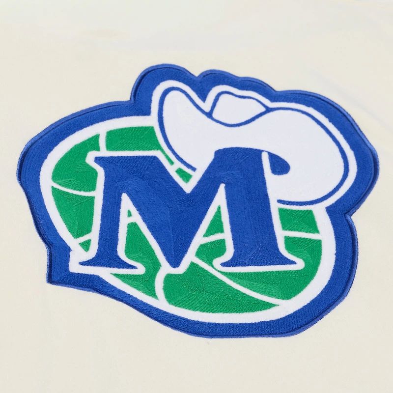 Sweat à capuche en polaire premium Mitchell & Ness crème Dallas Mavericks Hardwood Classics pour homme