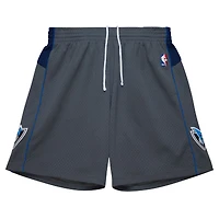 Short Mitchell & Ness gris pour homme Dallas Mavericks 2003/04 Replica