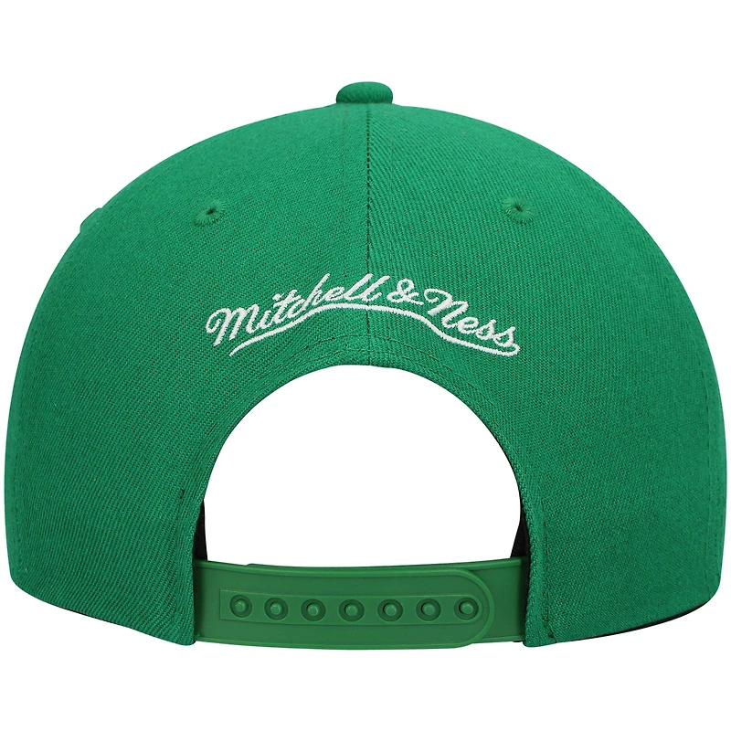 Men's Mitchell & Ness Green Dallas Mavericks Hardwood Classics Team Ground 2.0 Snapback Hat
