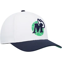 Casquette Snapback Dallas Mavericks Hardwood Classics Core 2-Tone 2.0 Pro Mitchell & Ness pour homme, blanc/bleu marine