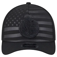 Casquette ajustable A-Frame 9FORTY noire pour homme avec drapeau du jour de match des Dallas Mavericks de New Era
