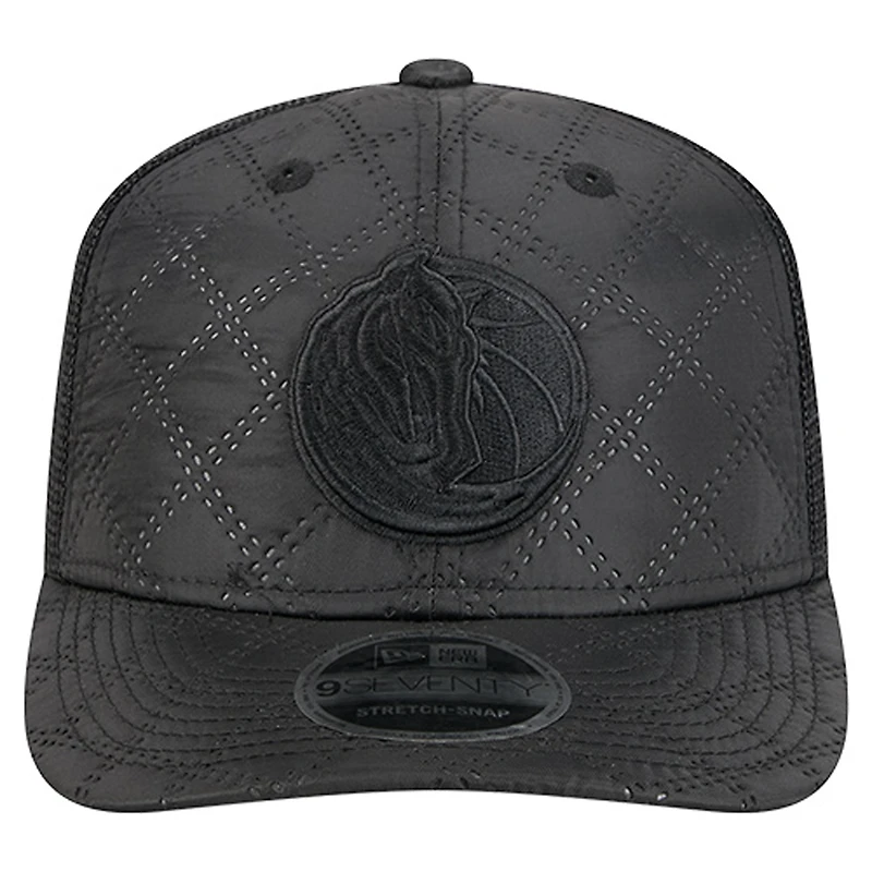 Casquette ajustable matelassée 9SEVENTY Trucker noire des Dallas Mavericks de New Era pour homme